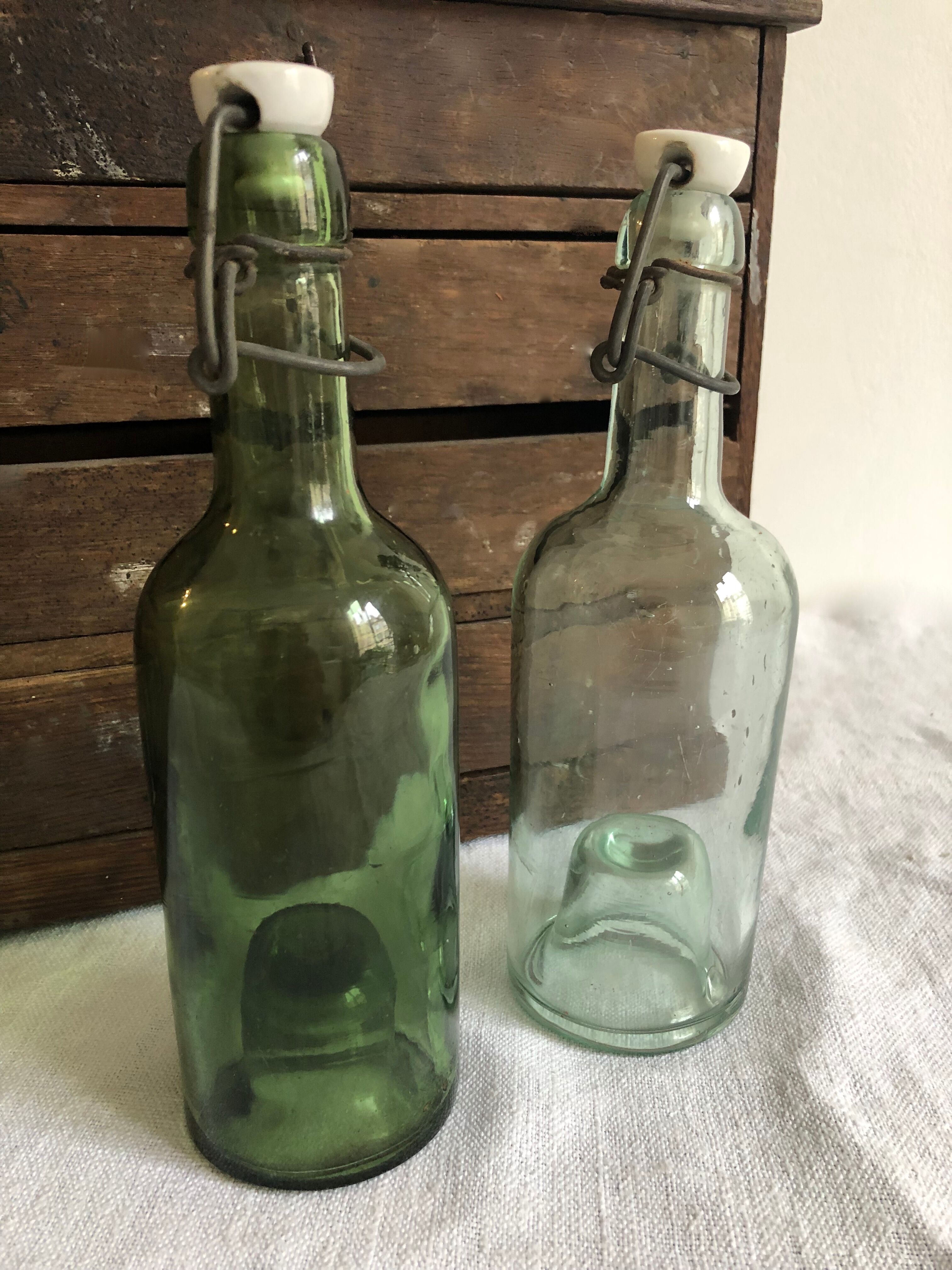 2 bottles with high prick - Capacity 300 ml