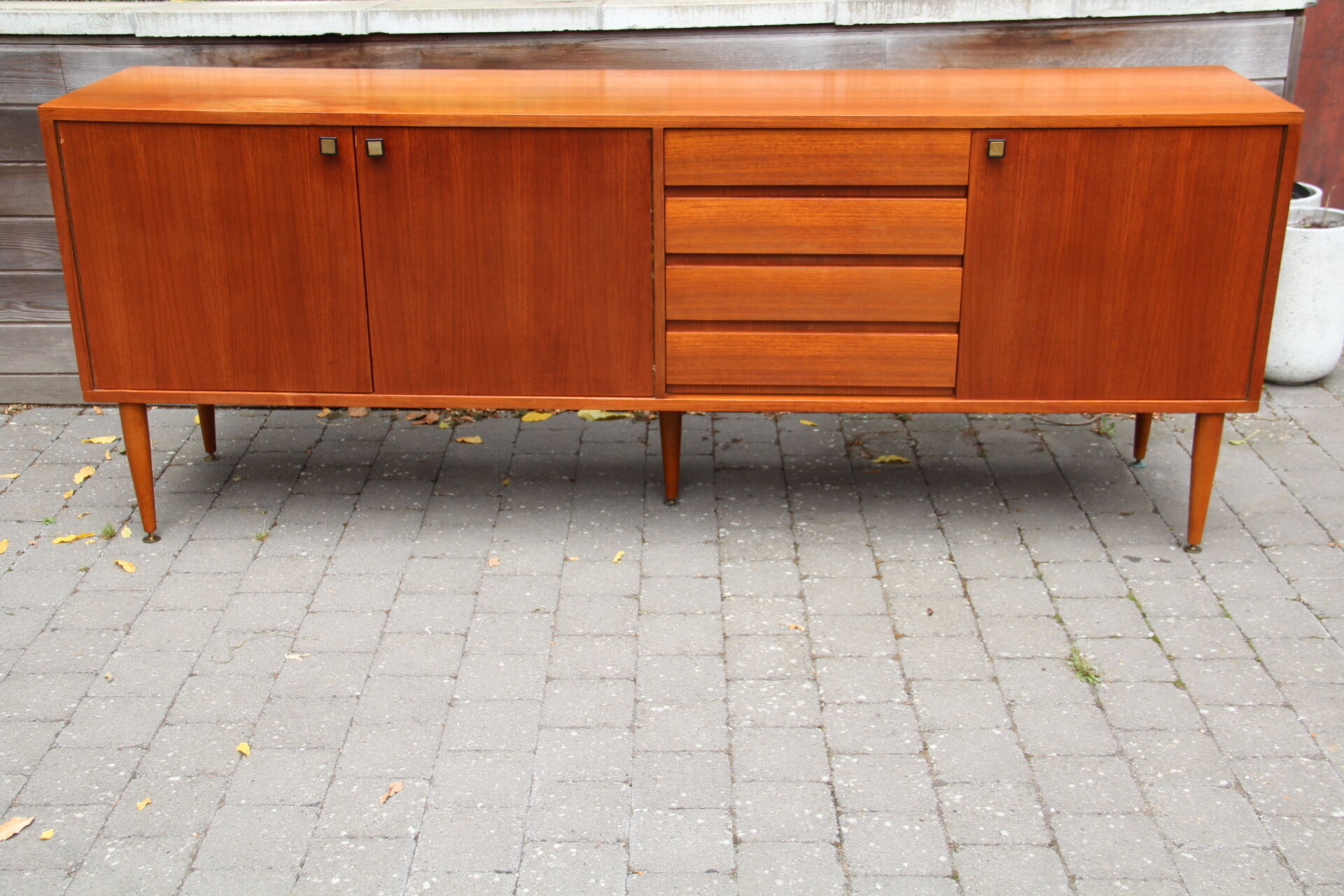 Large teak buffet thread