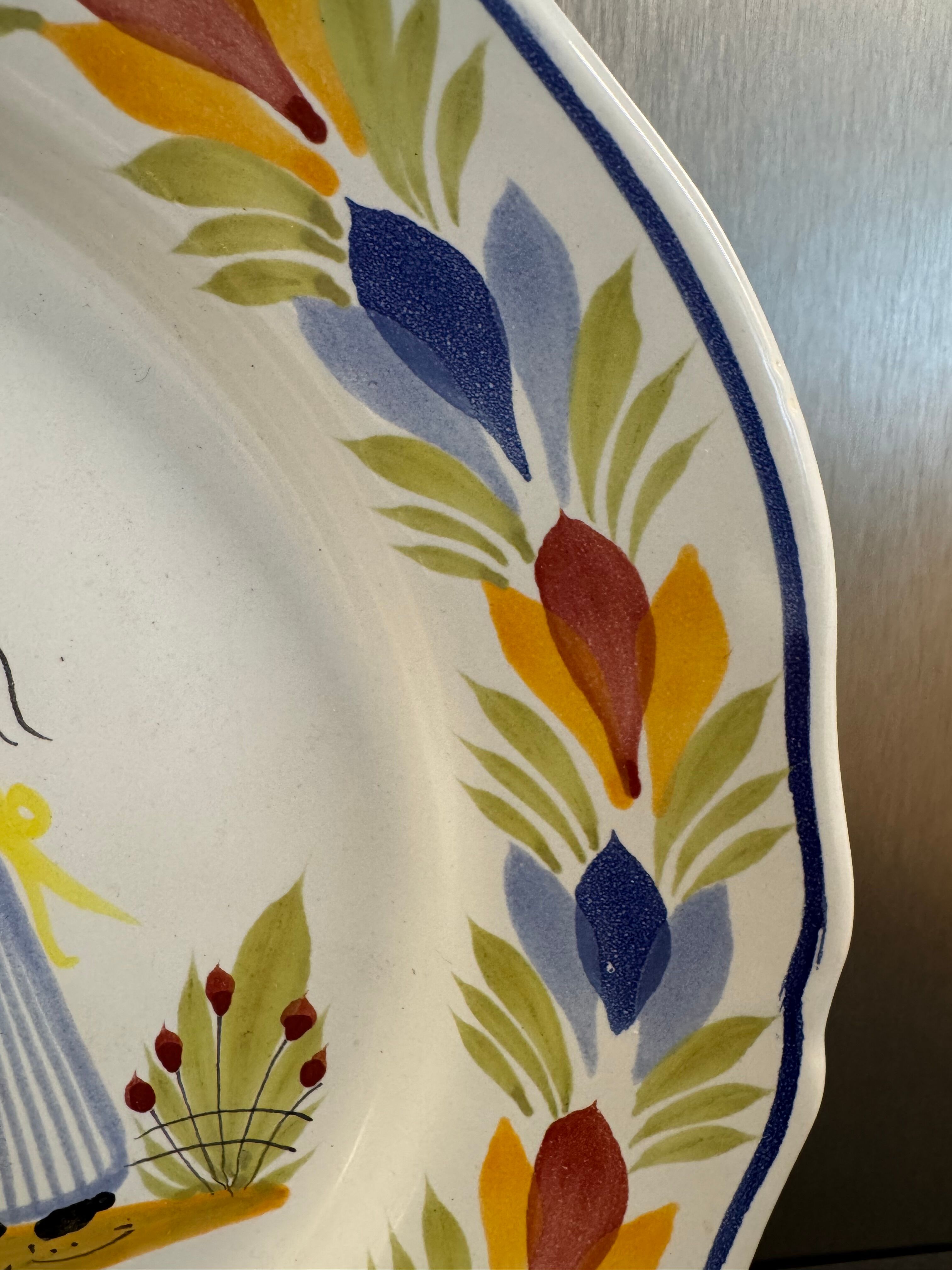 Assiette décorative en faïence Henriot Quimper