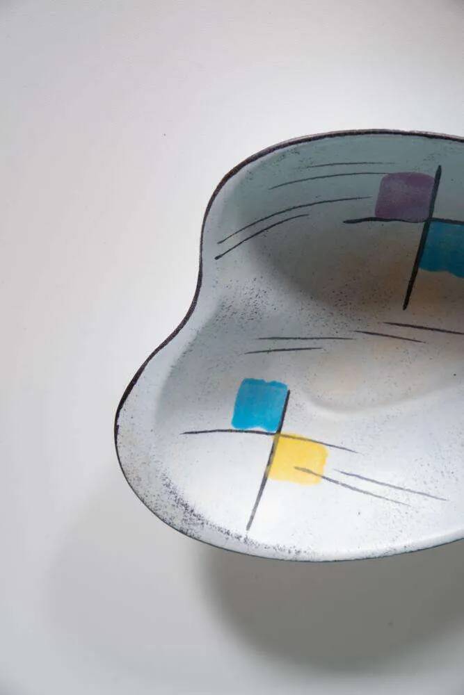 Art Deco bonbonnière from West Germany in ceramic, vintage.