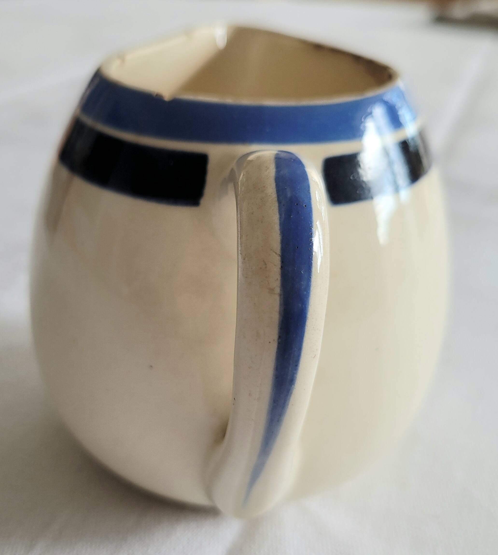 Milk jug Choisy le Roi Terra di ferro