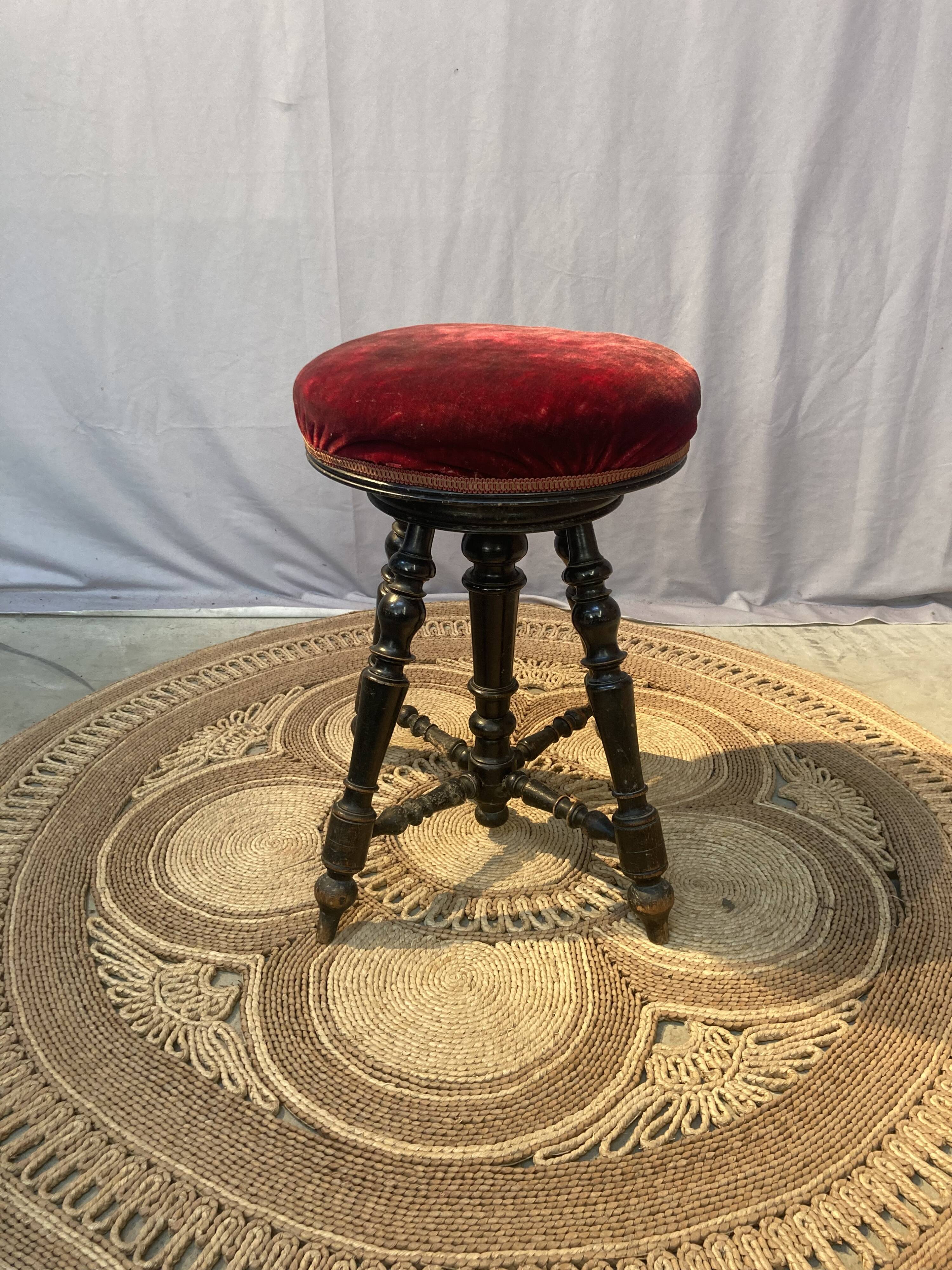 Blackened wooden piano stool Napoleon lll style