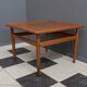 Table basse carrée en teck par Grete Jalk pour Glostrup Danemark années 1960.