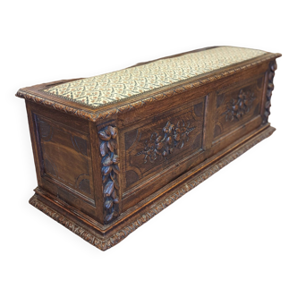 Oak chest bench