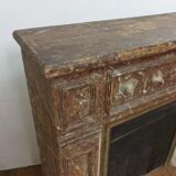 Ancient chimney - Mantel coat