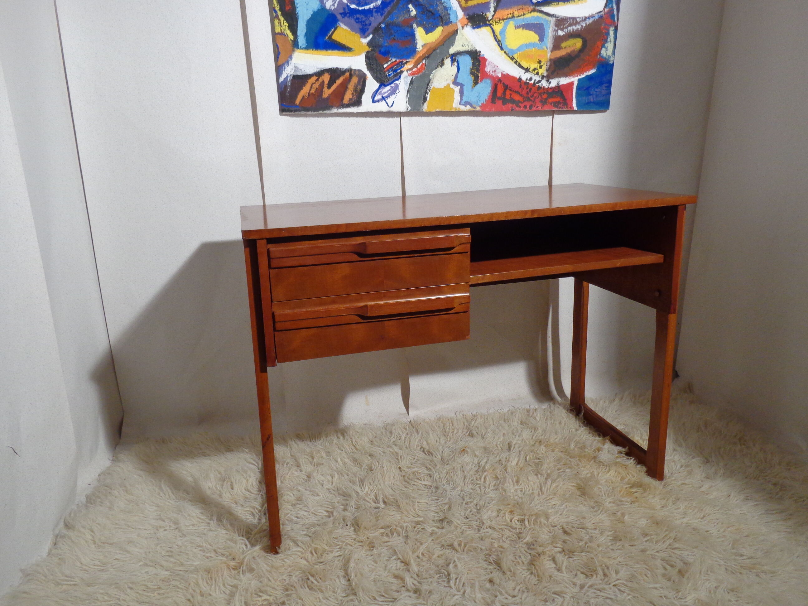 Bureau vintage des années 50 pied traineau teck
