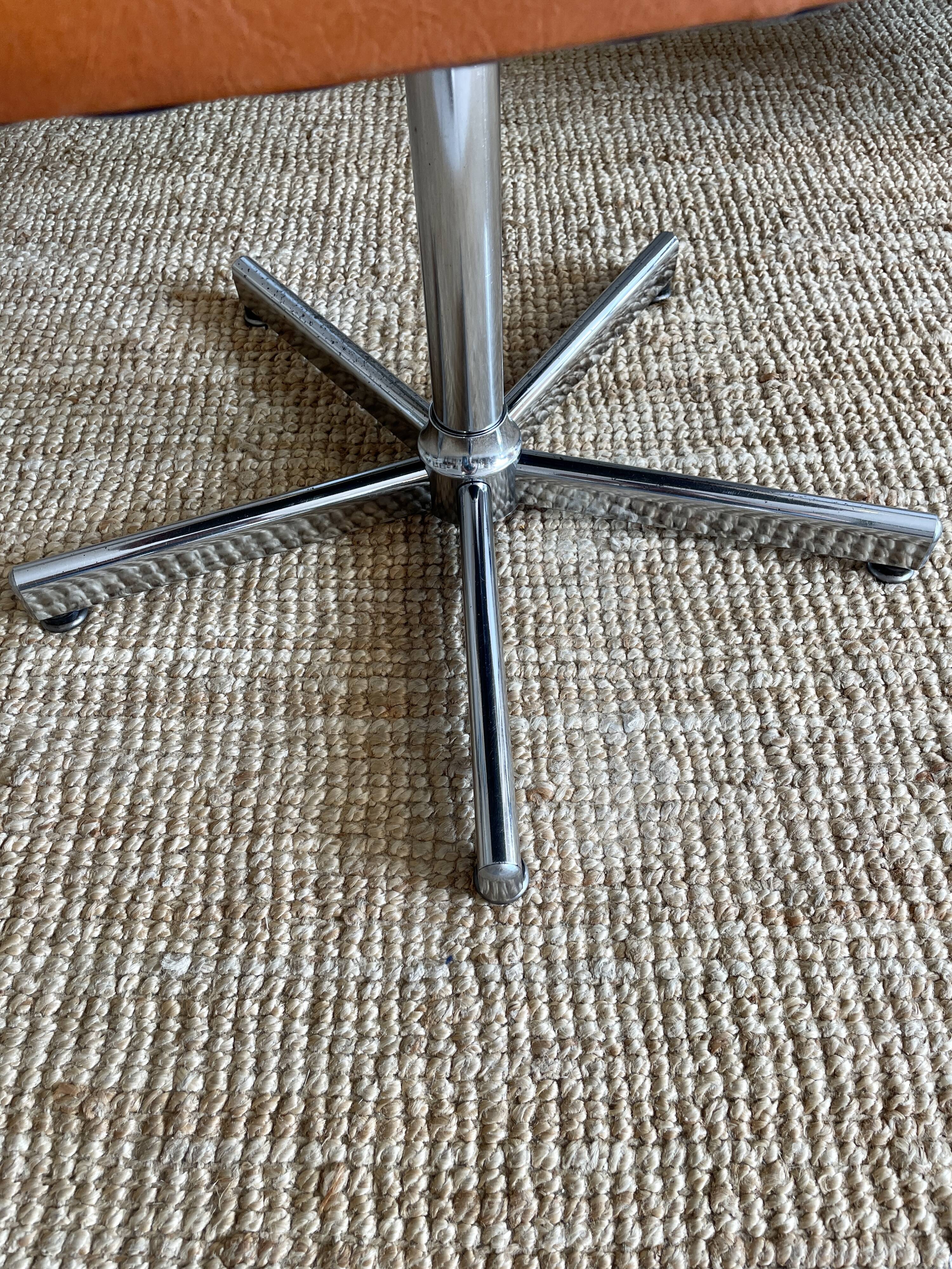 Conference chair 70s in skaï