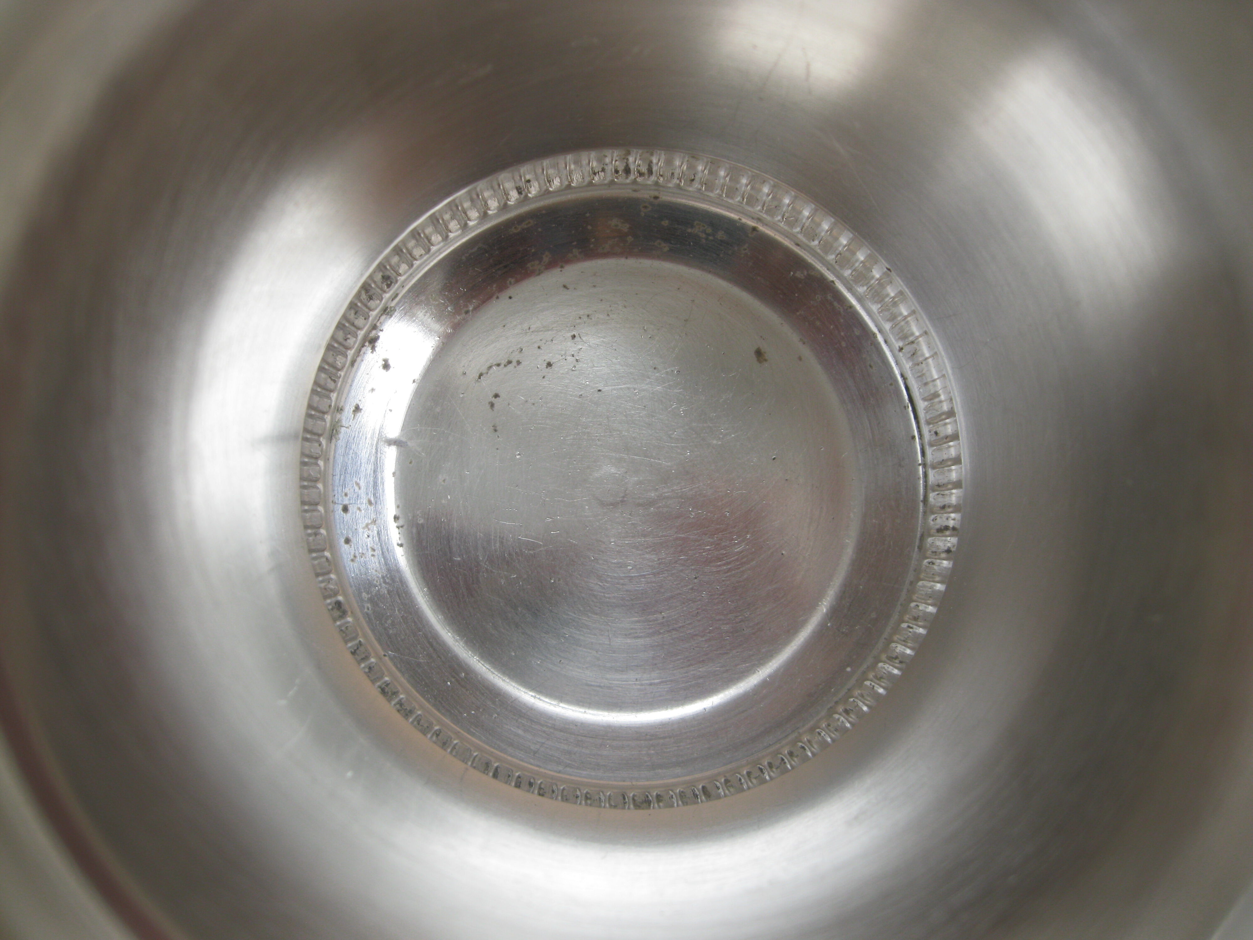 Silver metal ice bucket