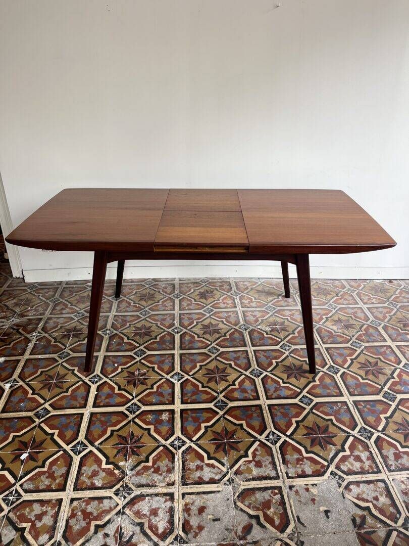 'Milaan' extendable dining table – L. Van Teeffelen for WEBE