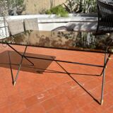 Table basse en verre fumé