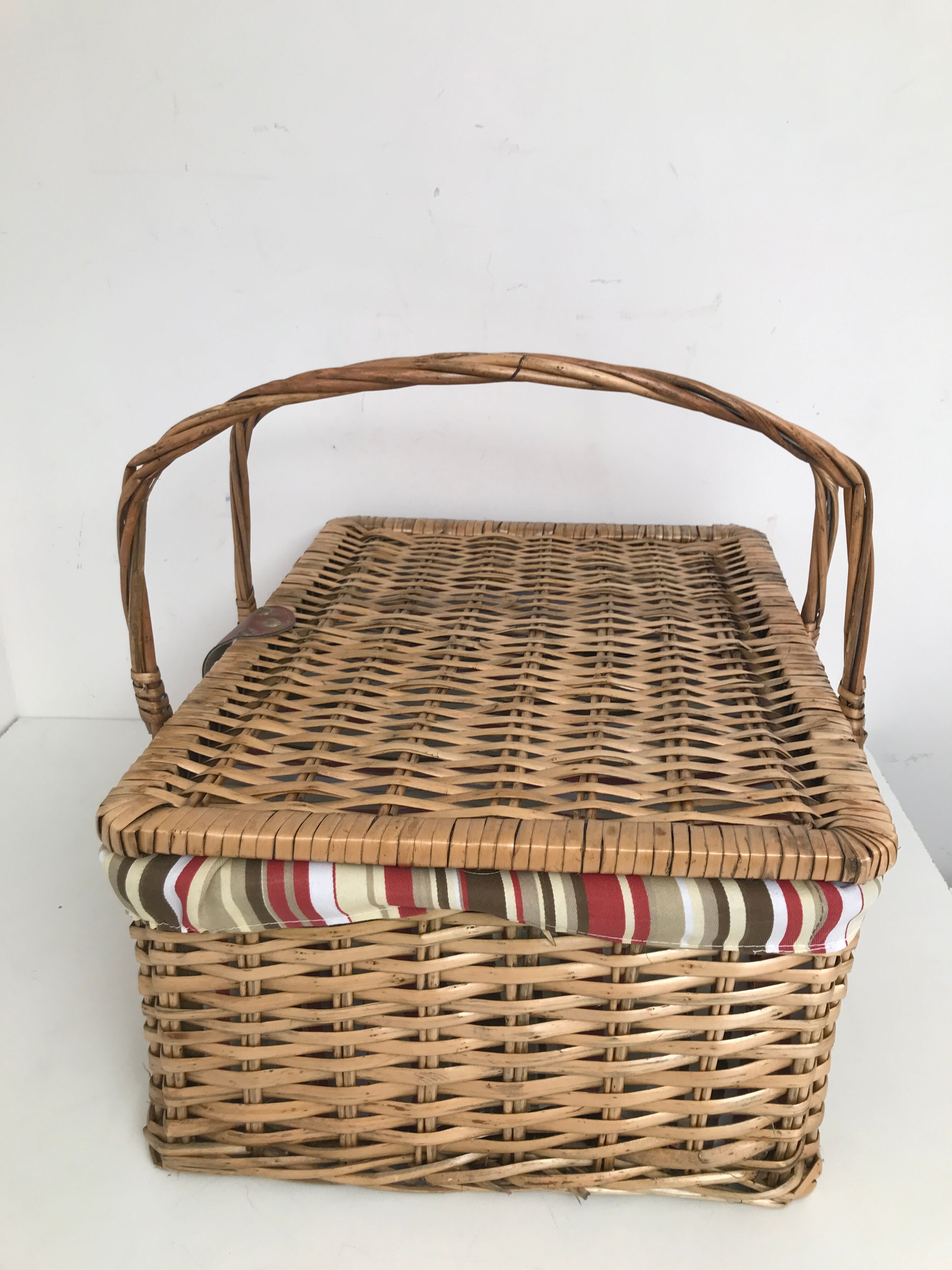 Vintage picnic basket