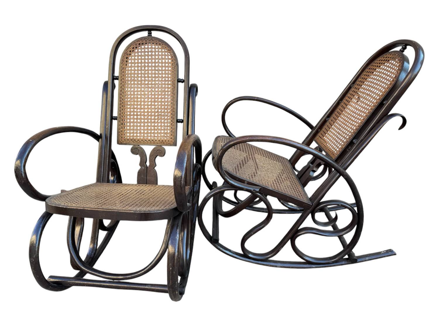 Set de 2 Rocking-chairs Style Thonet Cannée