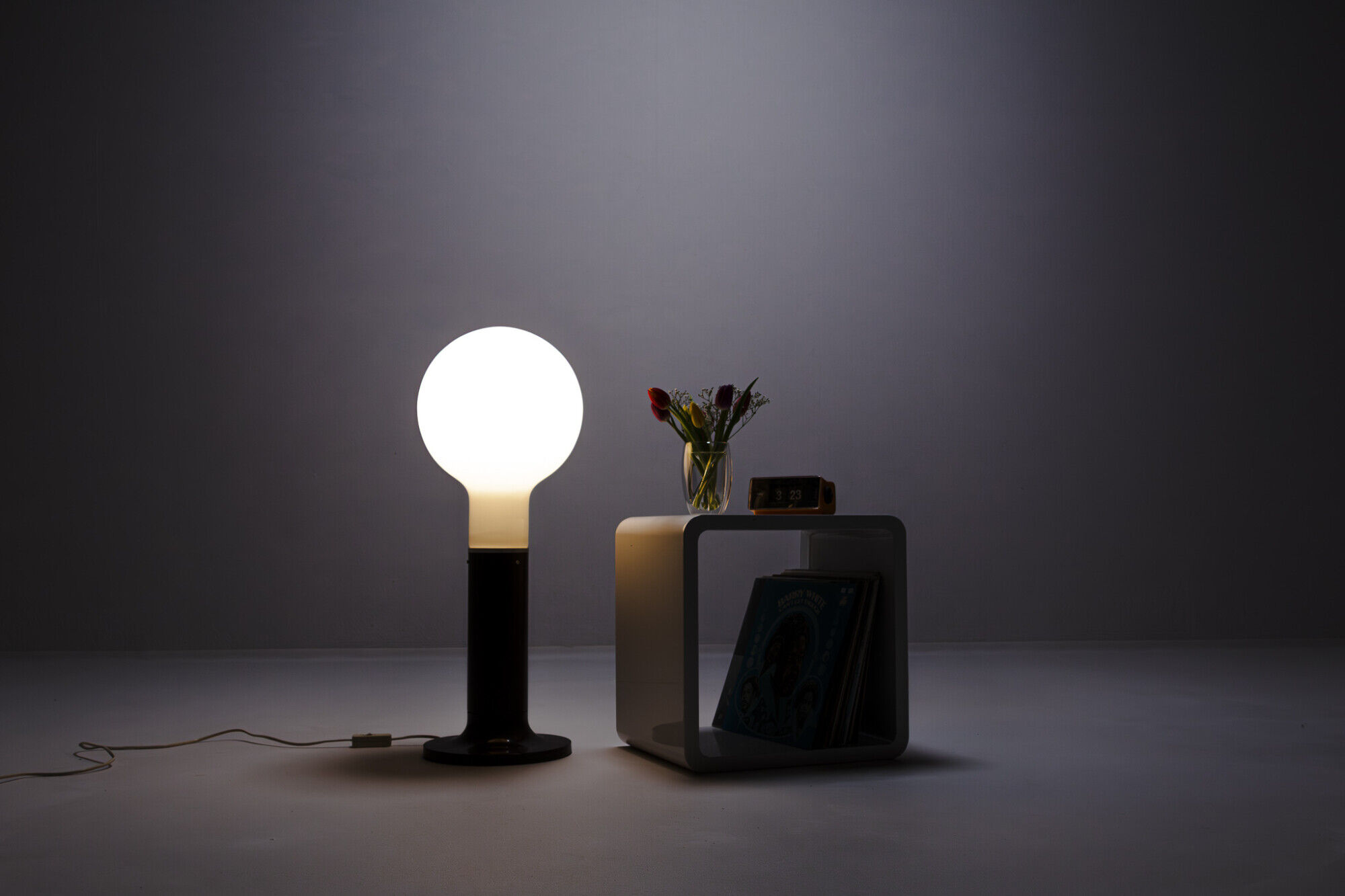 Space age floor lamp in glass & metal by Temde Leuchten