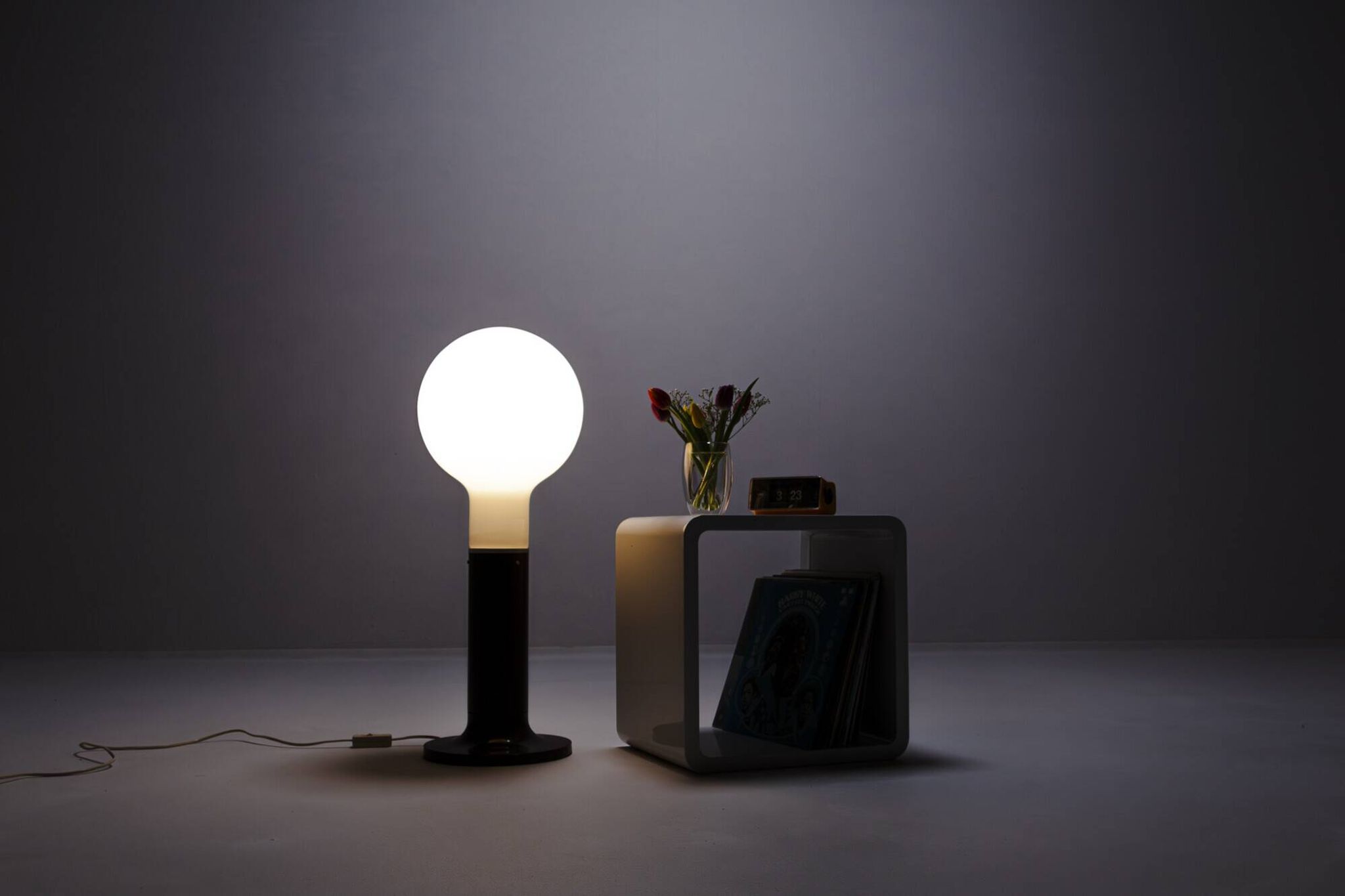 Space age floor lamp in glass & metal by Temde Leuchten