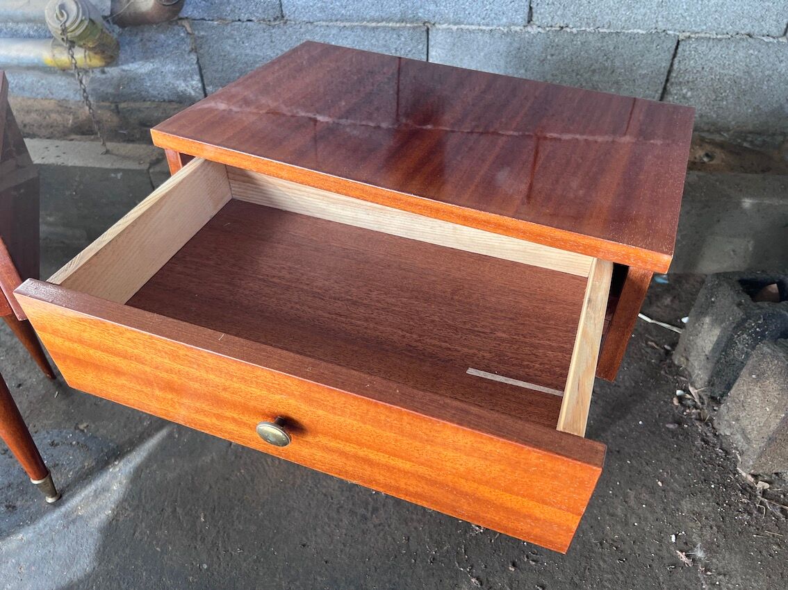 Pair of bedside or night tables in lacquered mahogany with compass feet