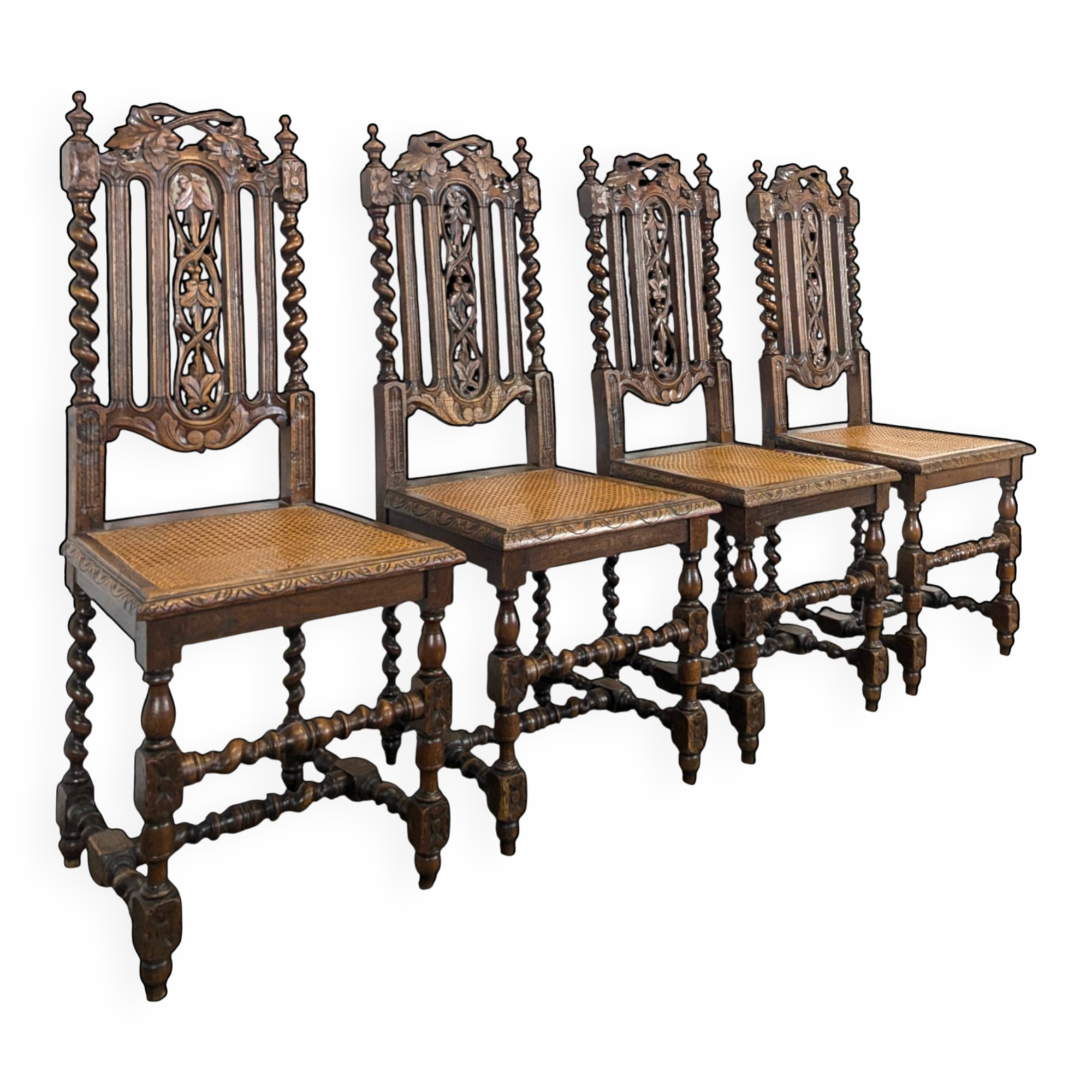Set of 4 Louis XIII chairs