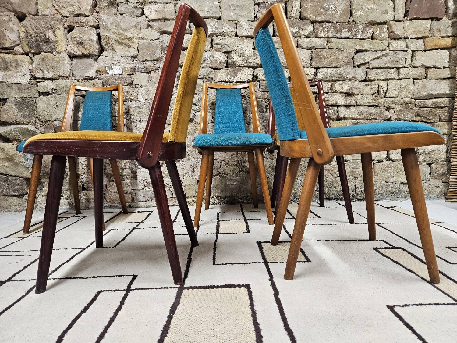 Set of 5 vintage spindle foot bistro chairs 1960"