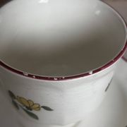 Duo of cups and saucers Old Saint Amand