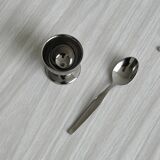 6 silver-plated metal egg cups