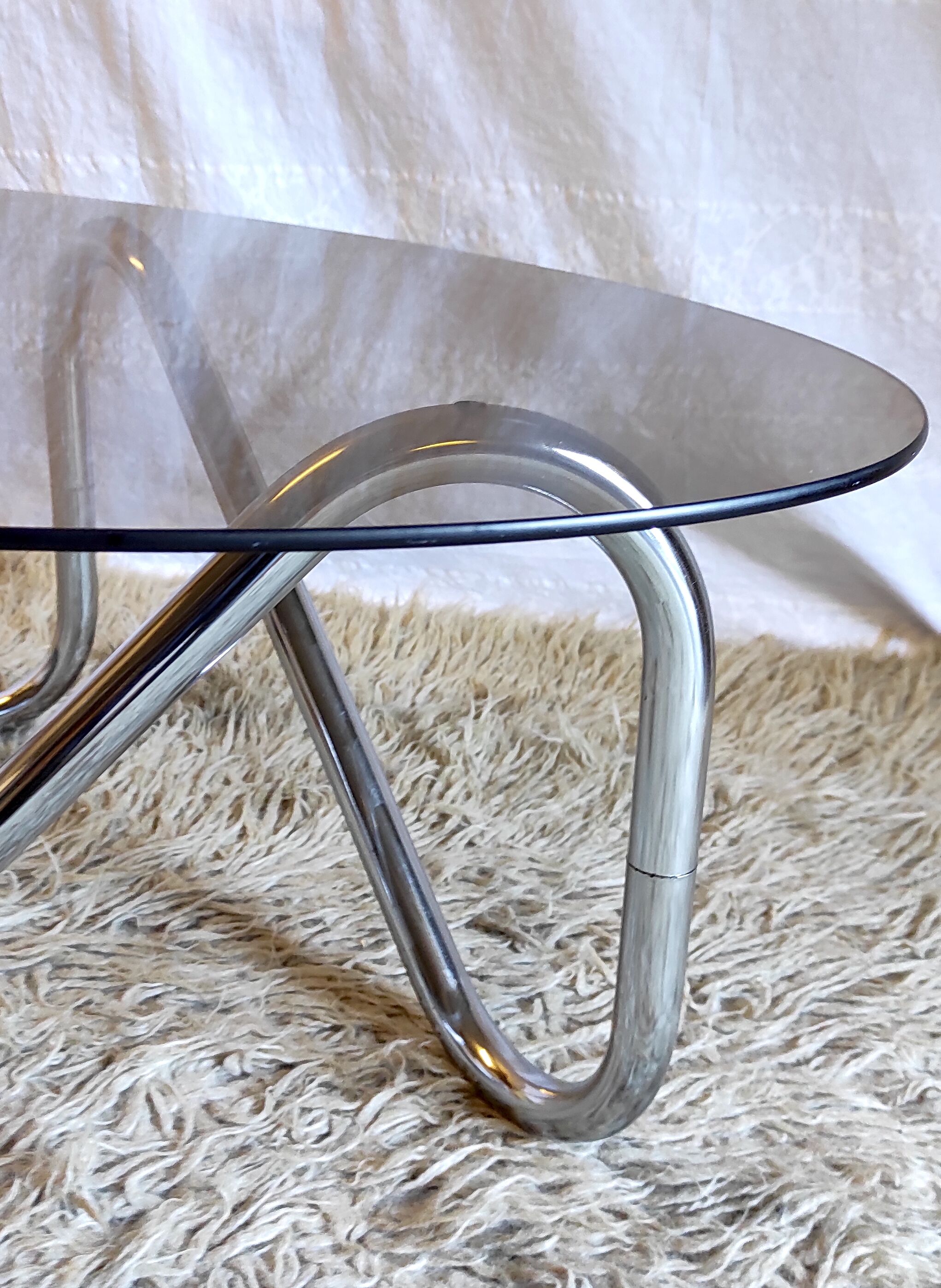 Chrome coffee table and smoked glass – 70s