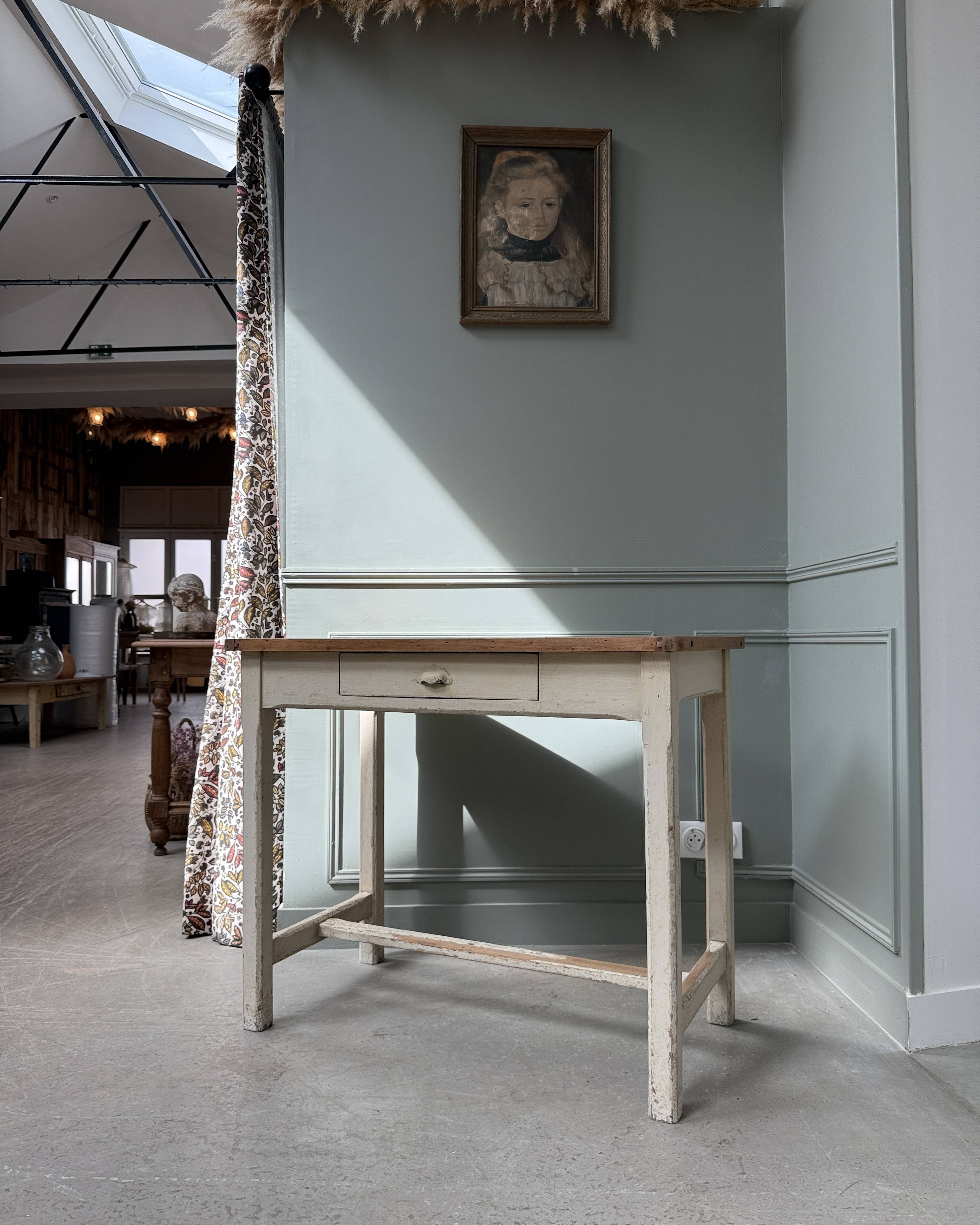 Small vintage kitchen table (renovated)