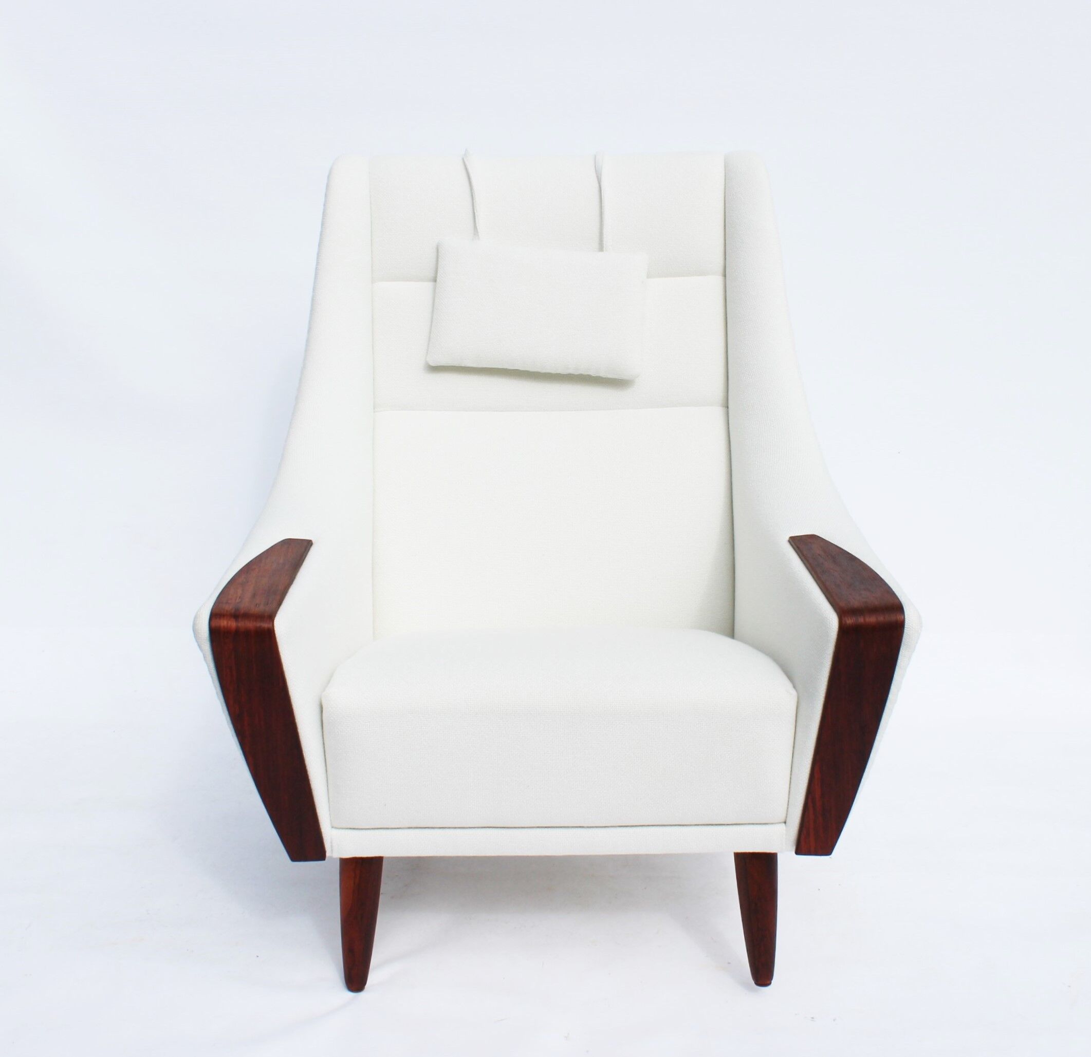 Fauteuil en tissu blanc de conception danoise, années 1960