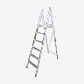 Old stepladder