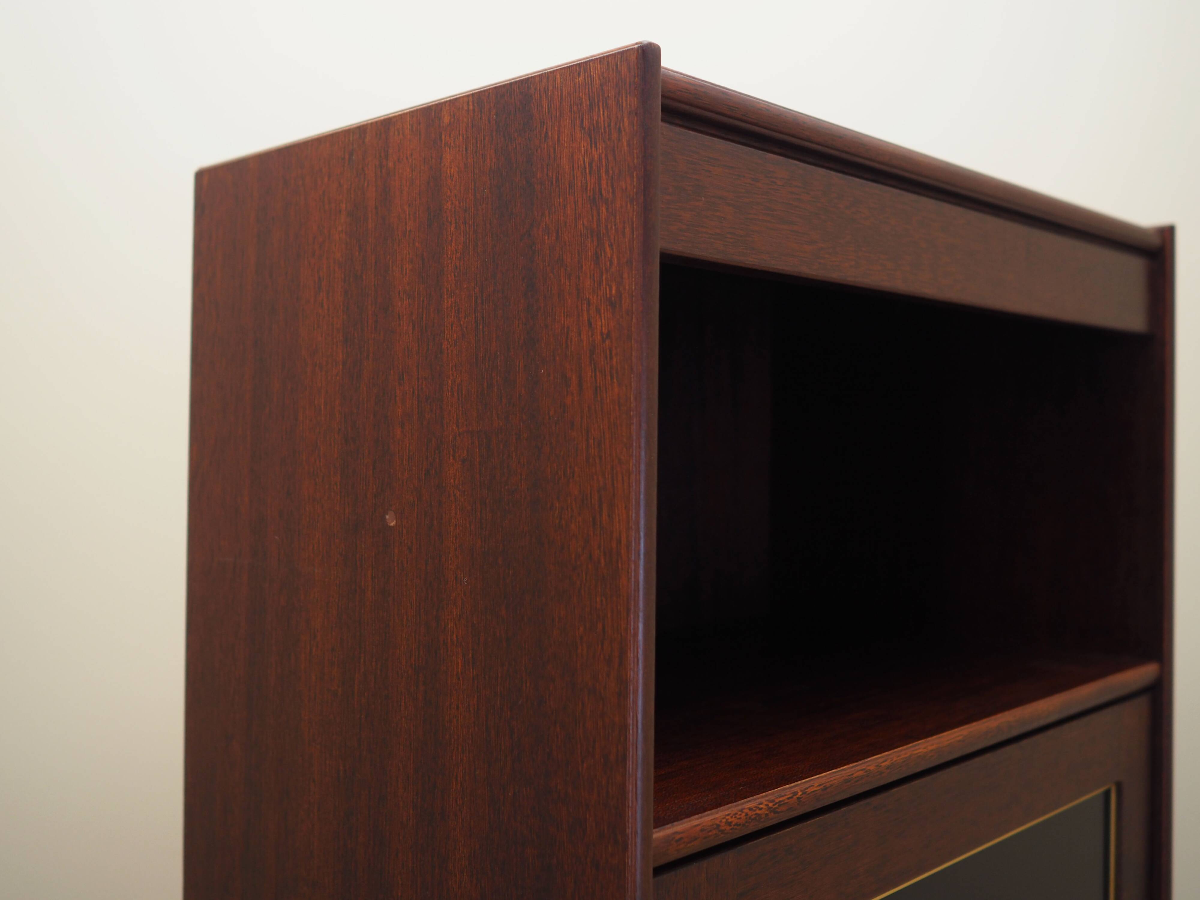 Meuble en acajou, design danois, années 1970, production : Danemark