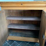 Armoire en orme