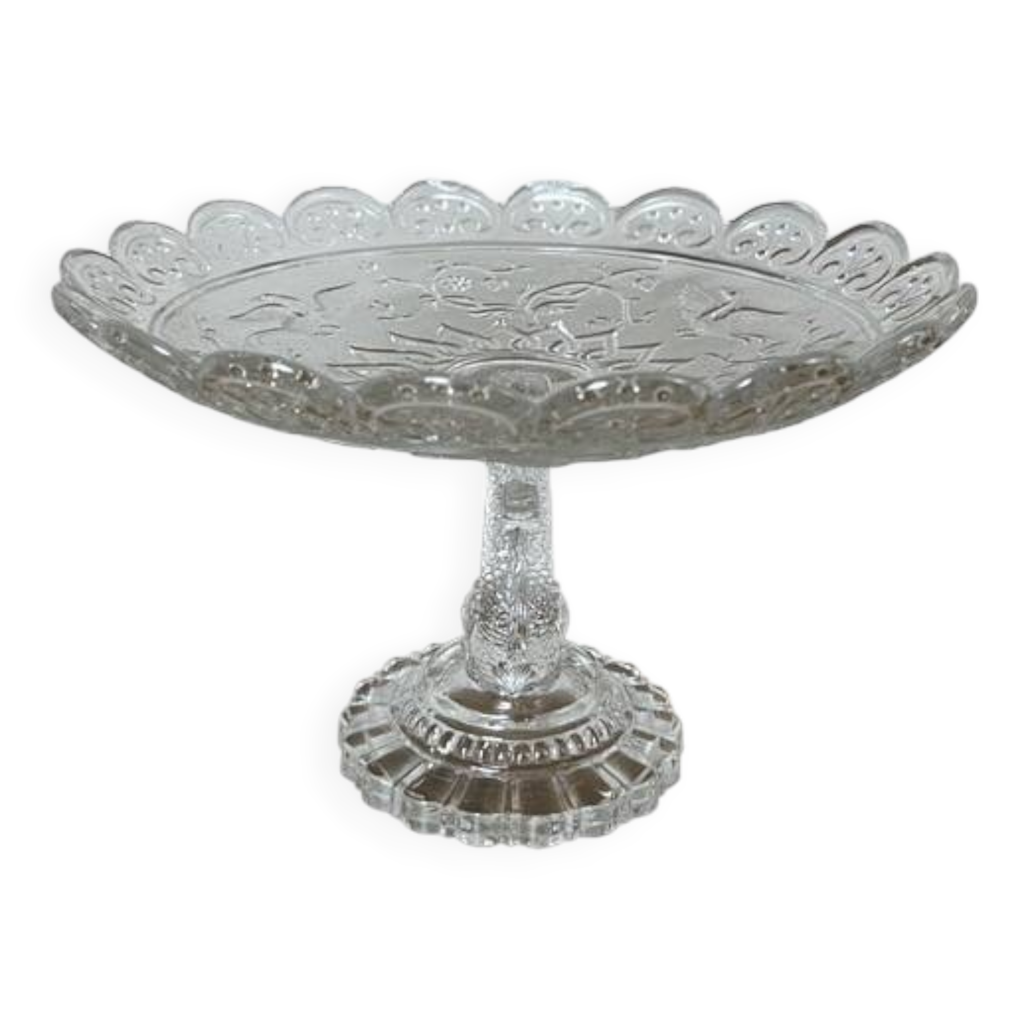 Glass fruit bowl on foot