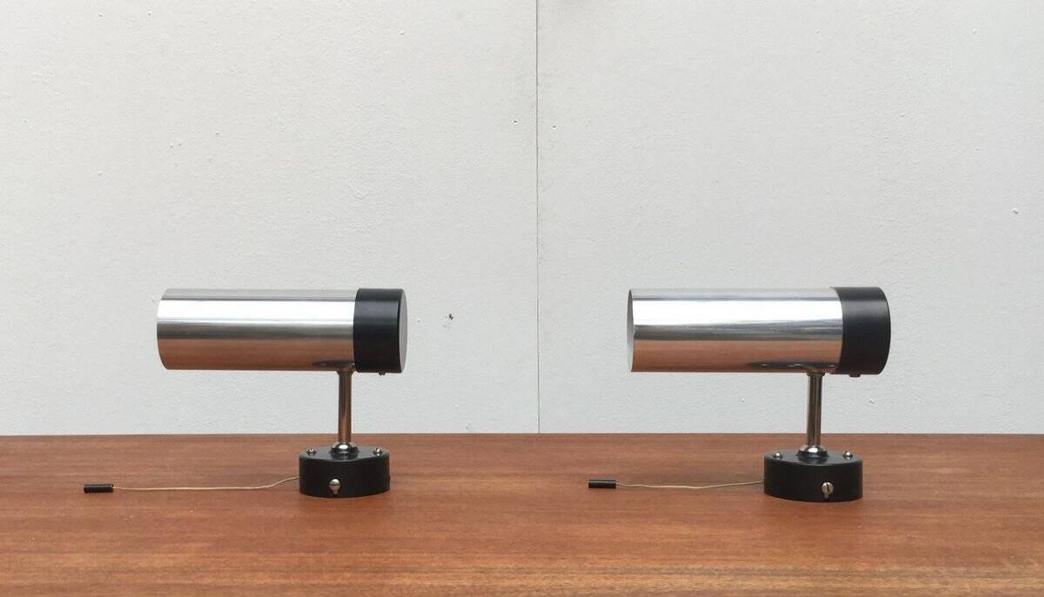 Mid-century minimalist wall lamps by H. Busquet for Hala Zeist, 1960s, set of 2.