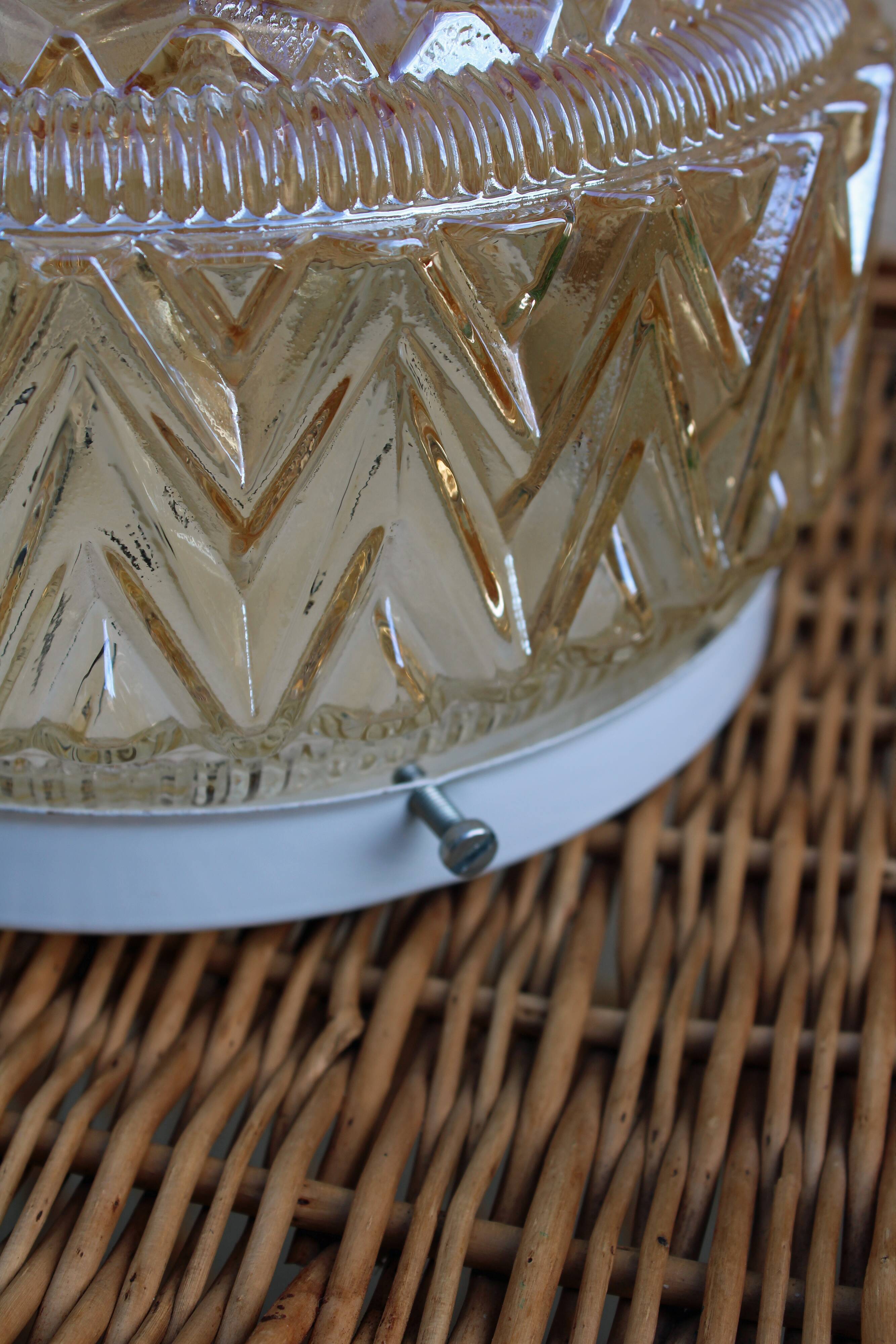 Amber moulded glass ceiling