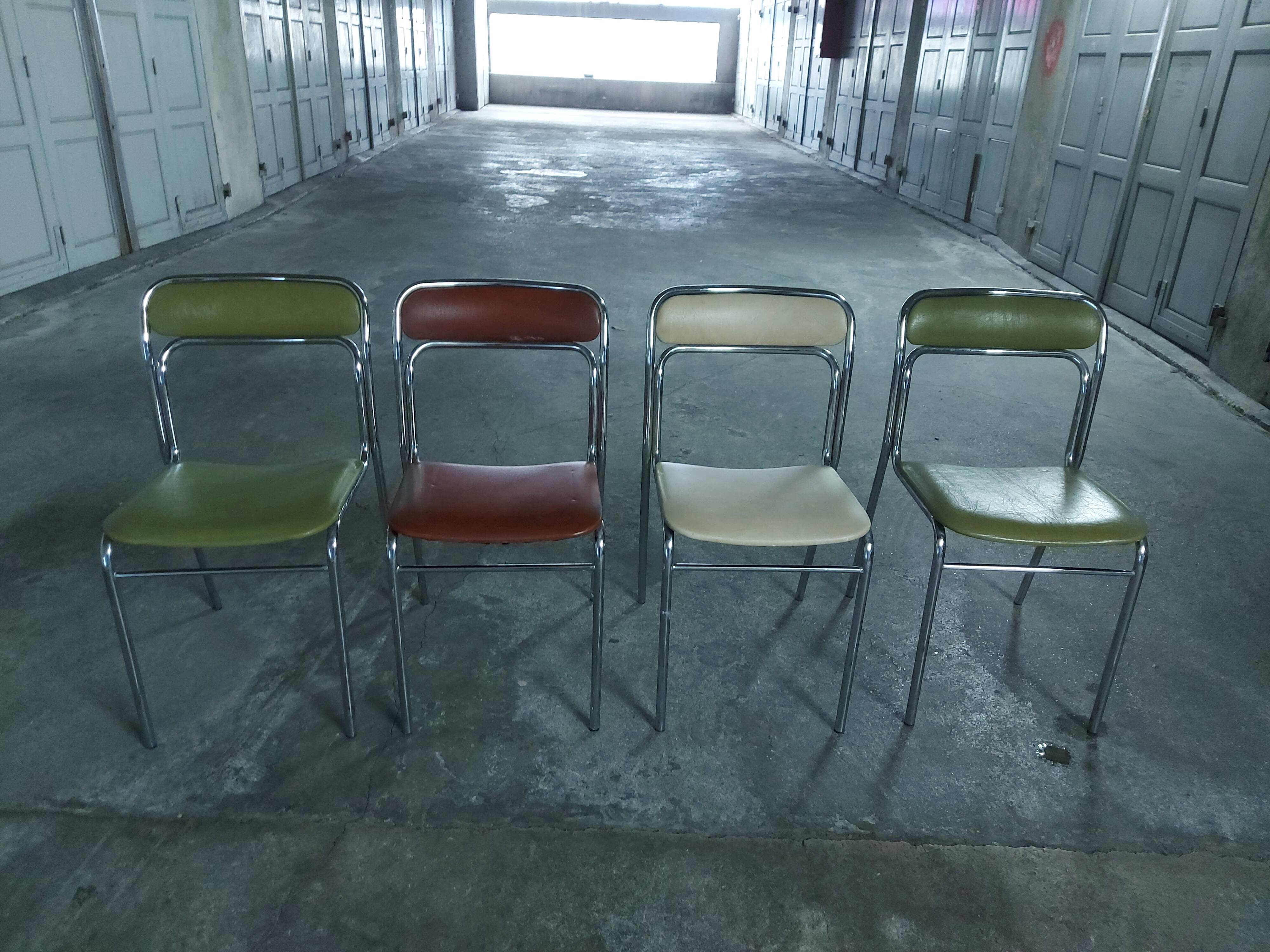 4 chaises vintages 70'S Souvignet
