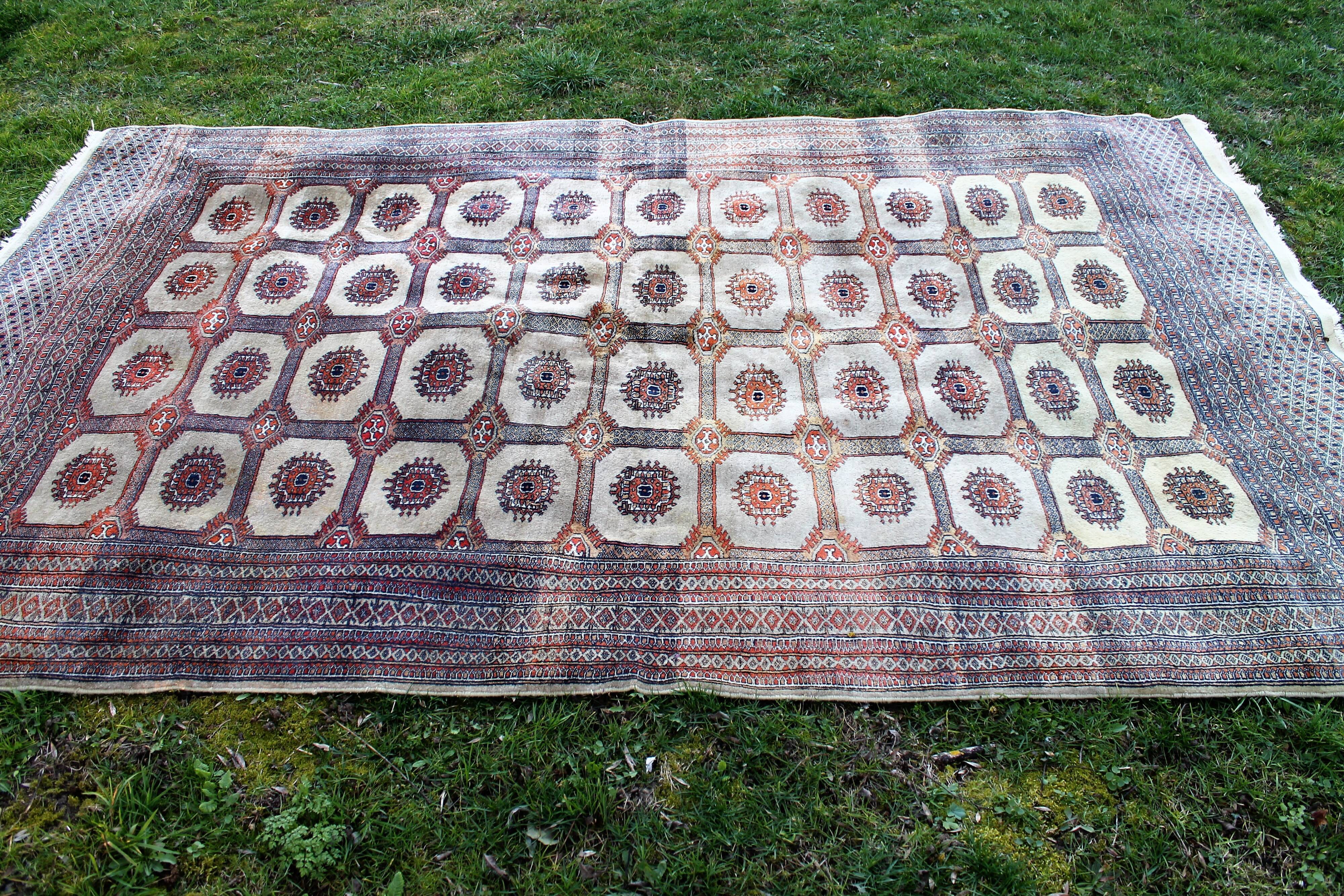 Tapis oriental 300 x 186cm
