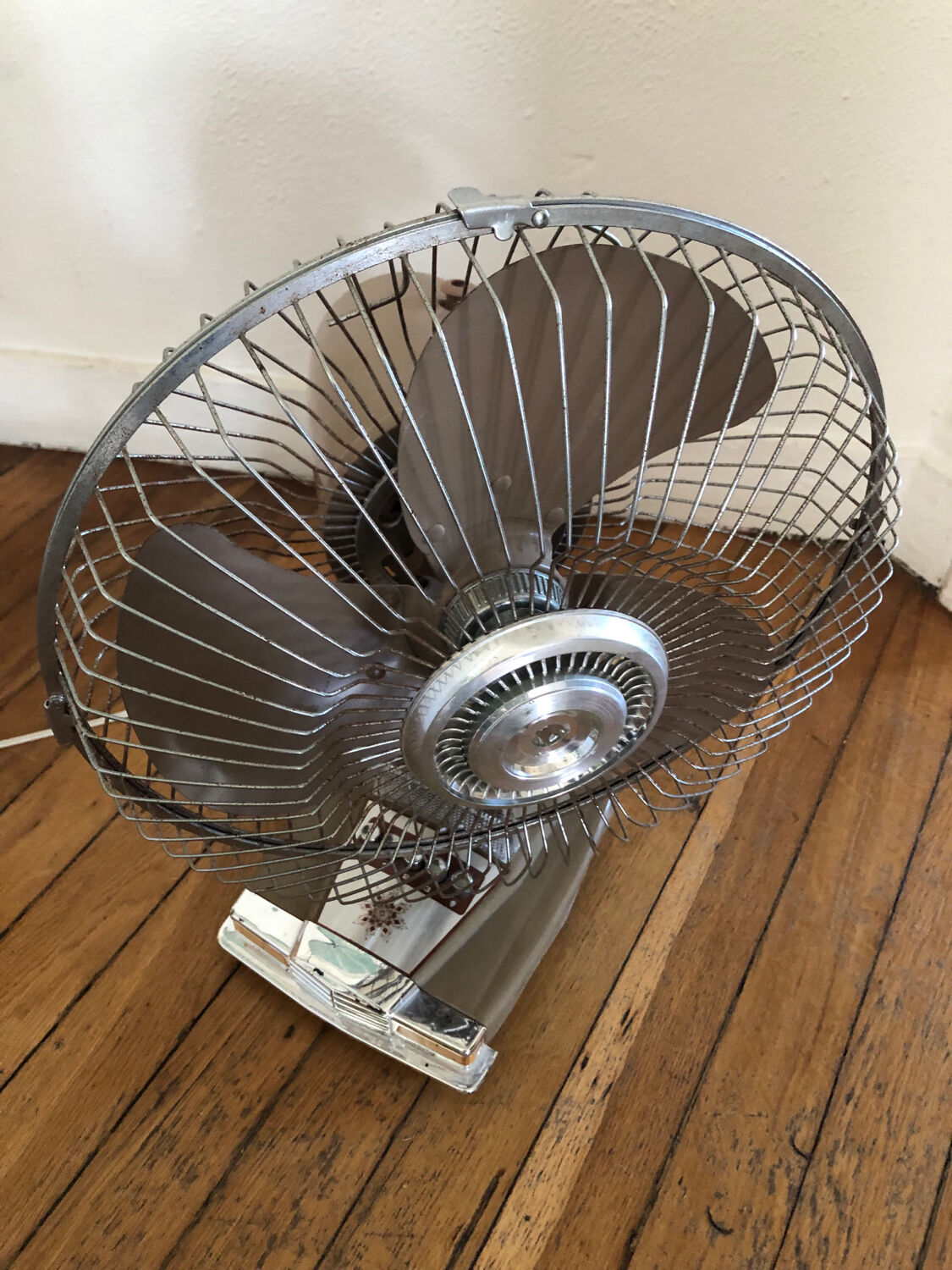 Vintage Mercedez fan