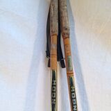 Ancient wooden and cork ski ings