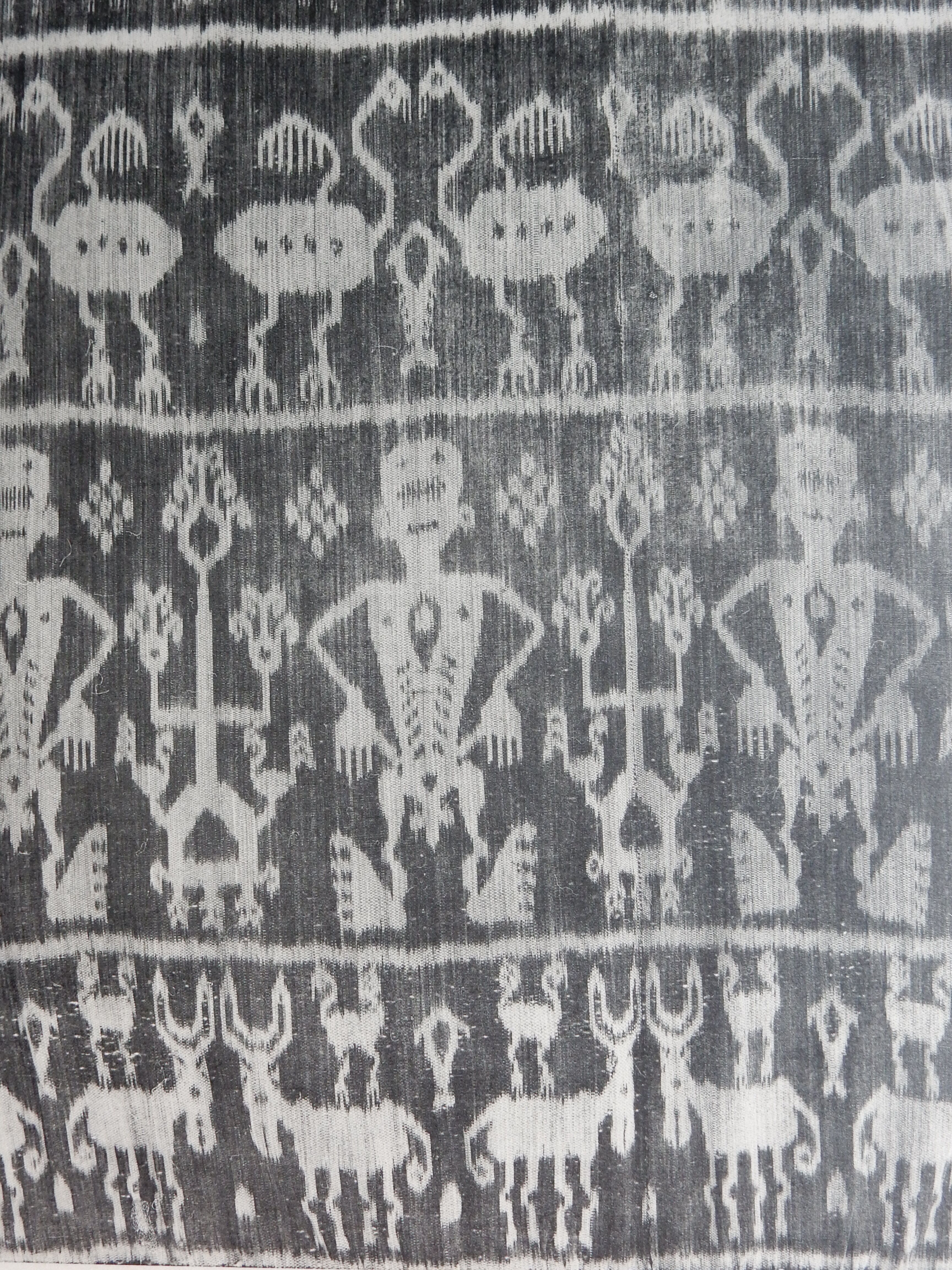 Old illustrative plate funerary fabric of the Dutch East Indies