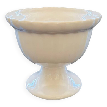 Vase style Médicis ivoire