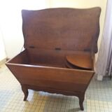 Chest with oak flaps