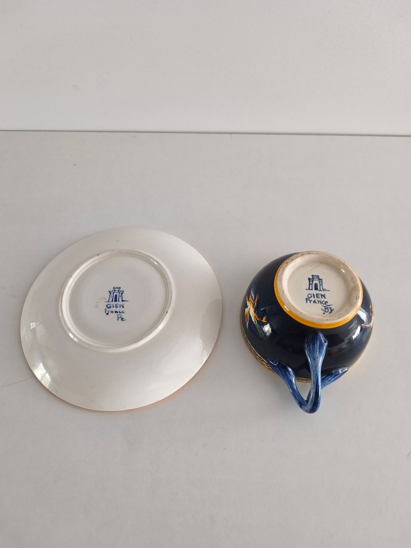 Cup and saucer earthenware from Gien - Blue Peony Decor / China