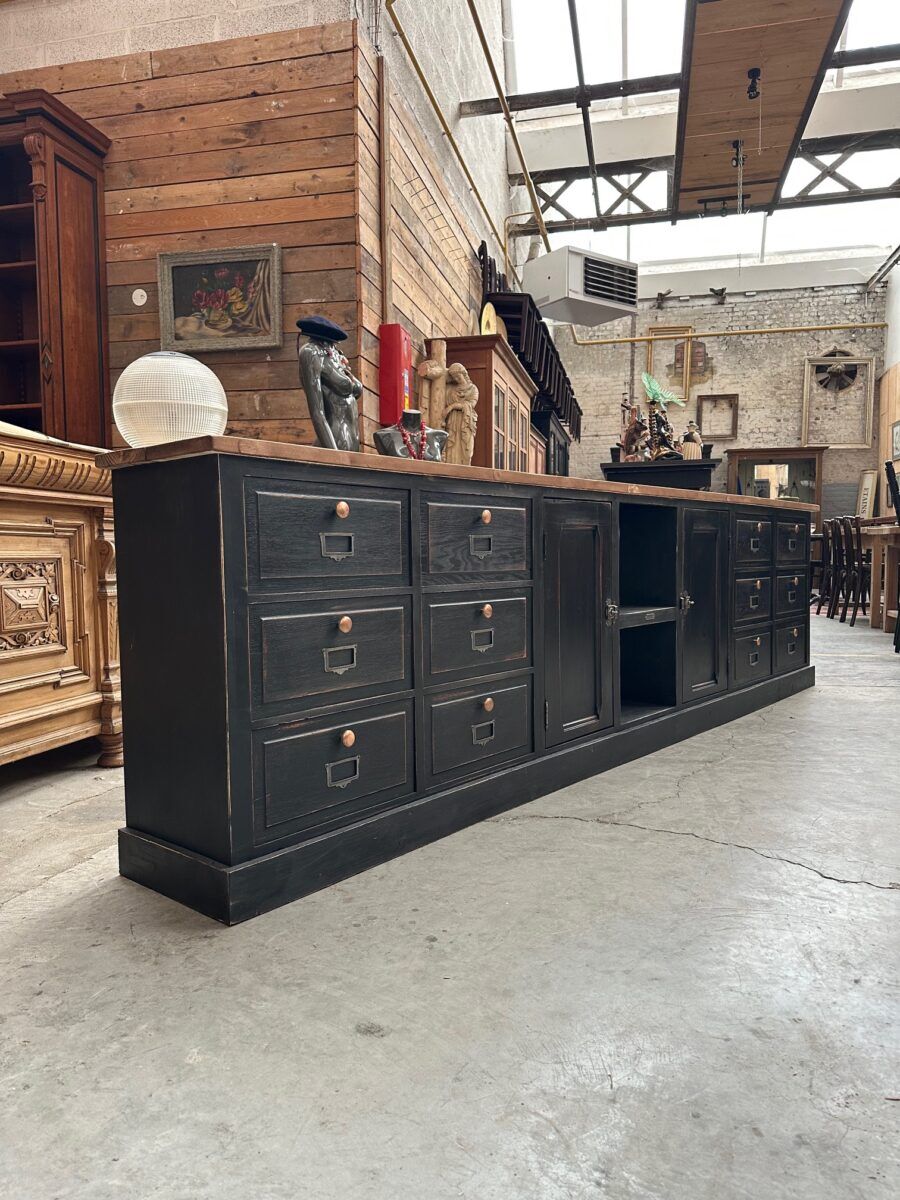 Handcrafted enfilade