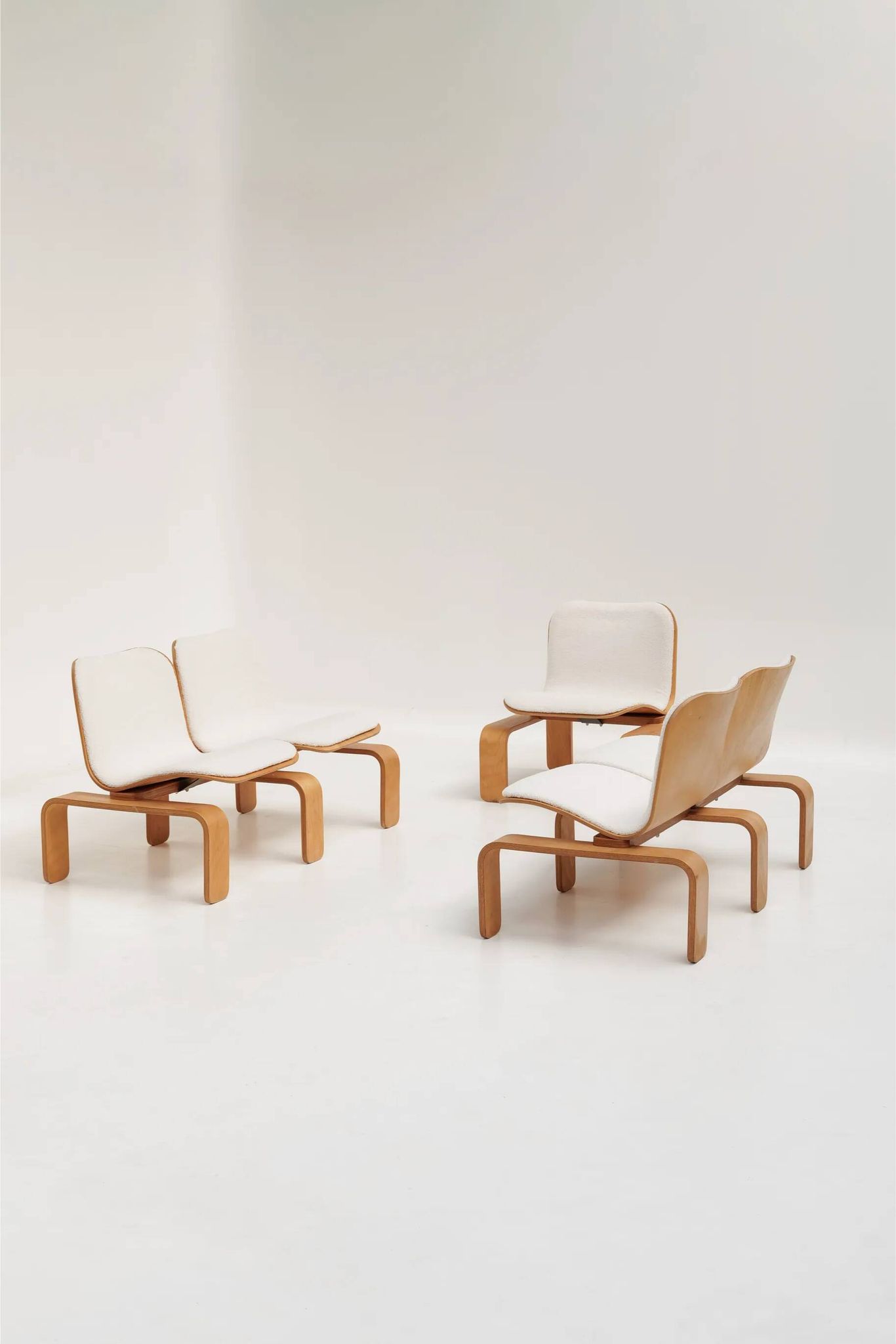 Living room set by Jean-Michel Chaudeurge for Steiner