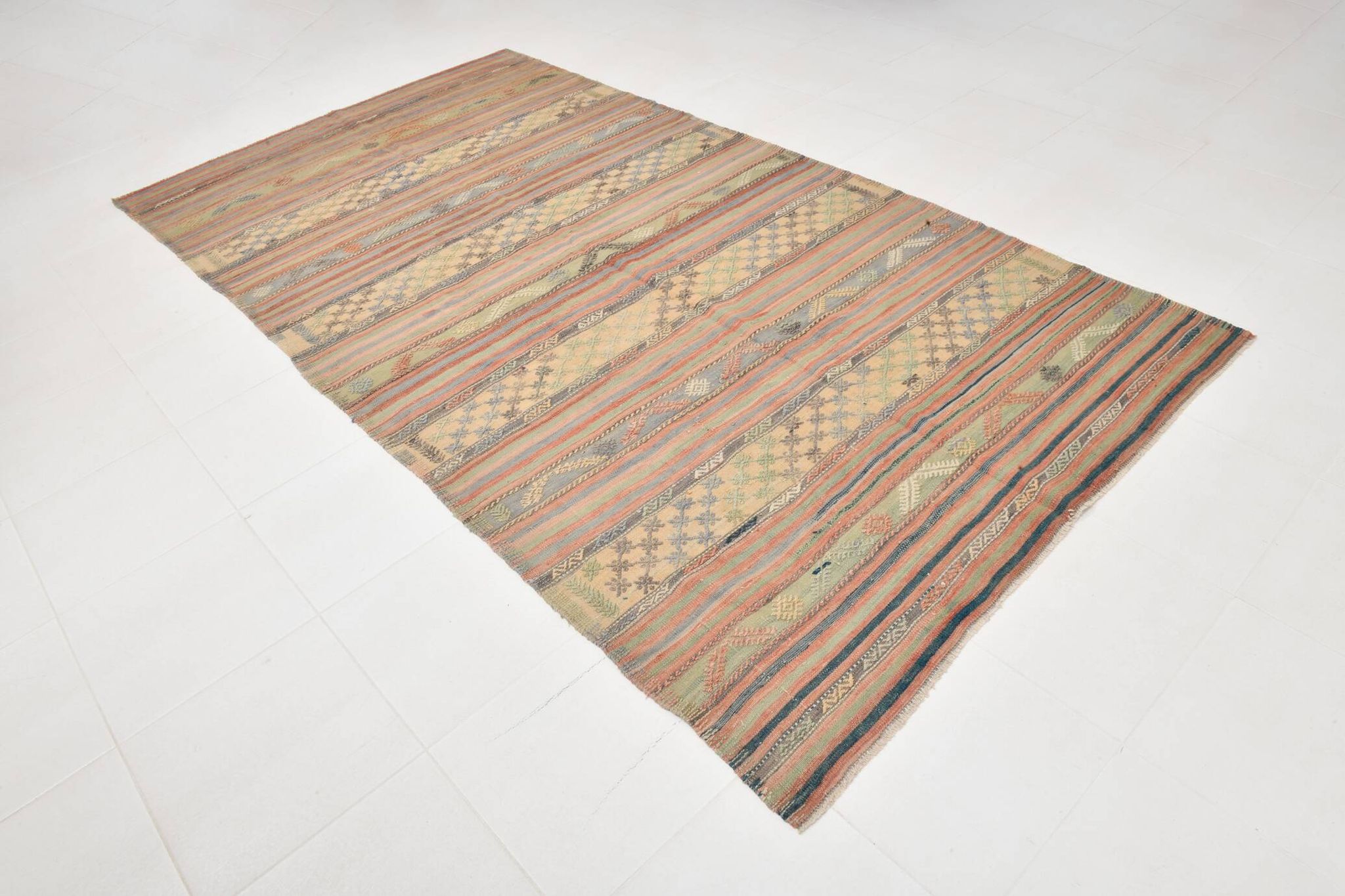6x11 Kilim Soft Earth Tones Wool Area Kilim Rug, Handwoven Kilim,169x321 Cm