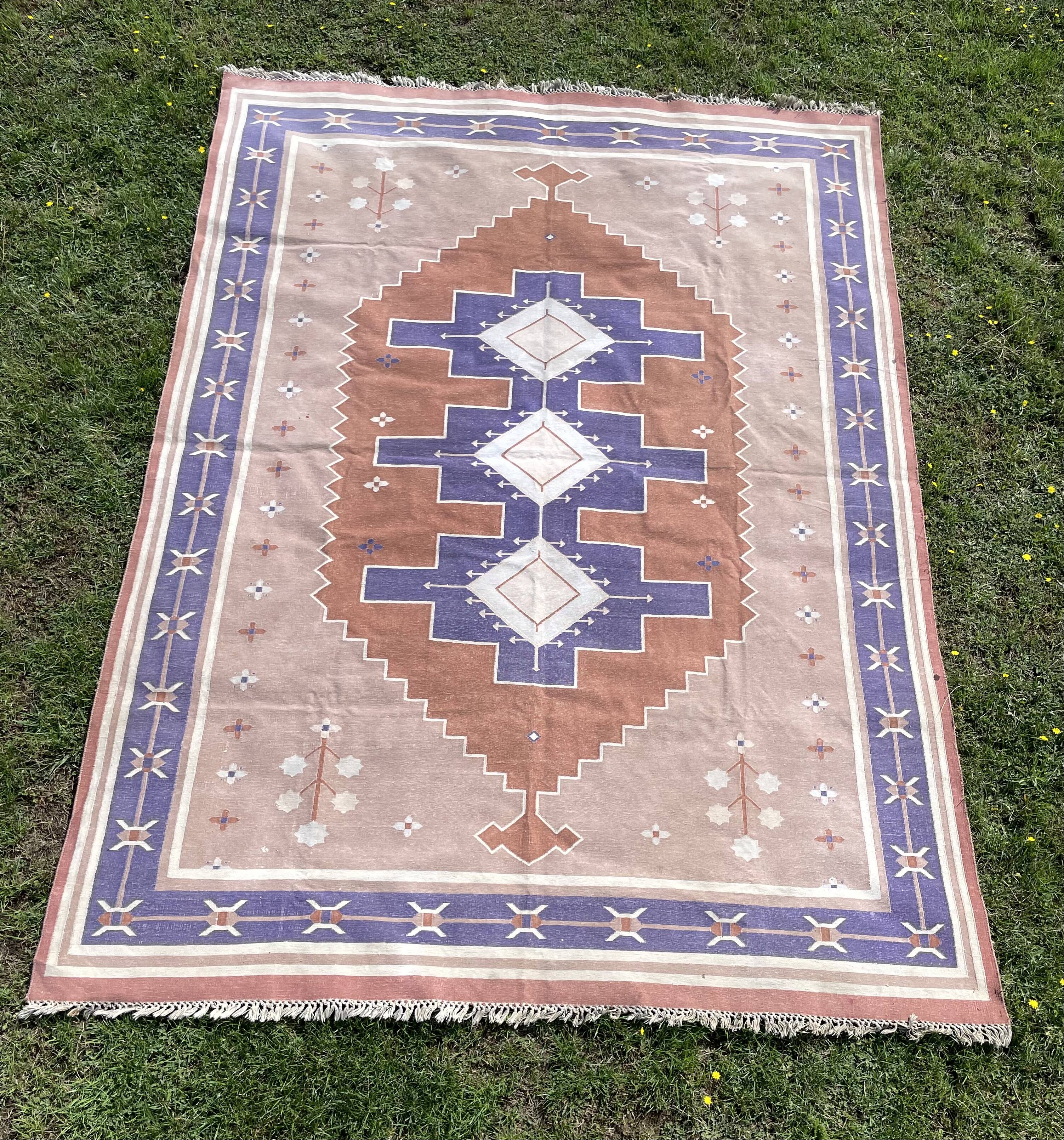 Carpet kilim 330 x 236