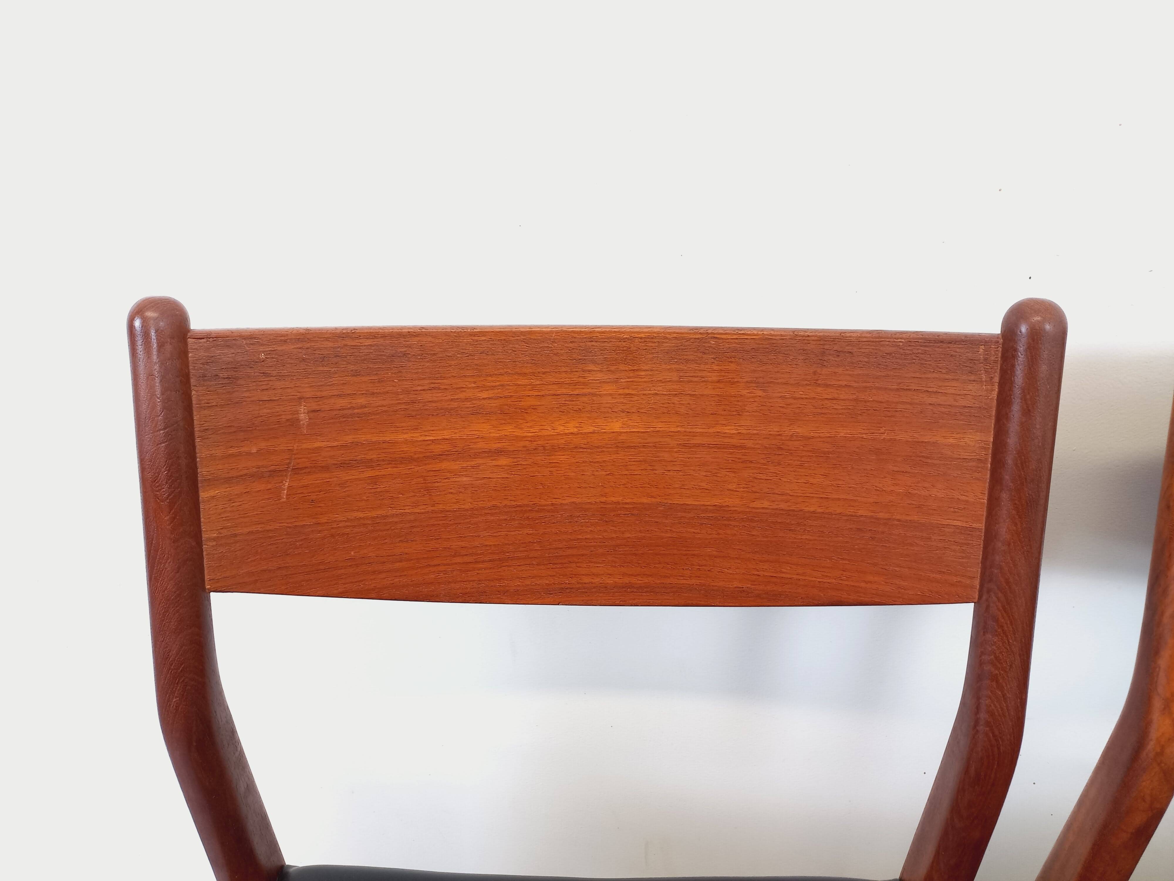 Set of 6 vintage Scandinavian Fristho Franeker chairs in teak and skai from the 60s