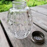 Sugar sprinkler in chisored glass