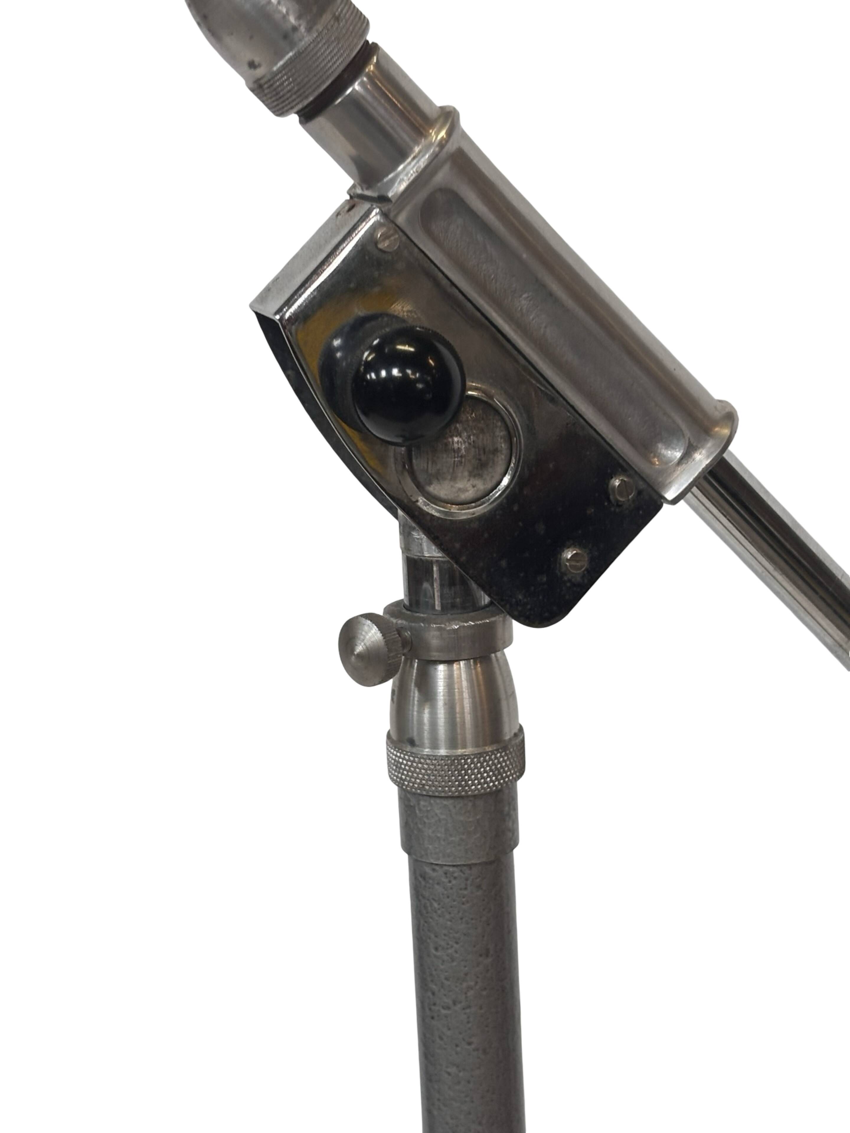 Lampadaire sur roues Ferdinand Solère modèle : 219R