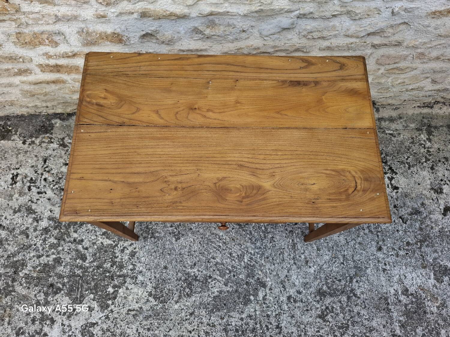 Elm desk