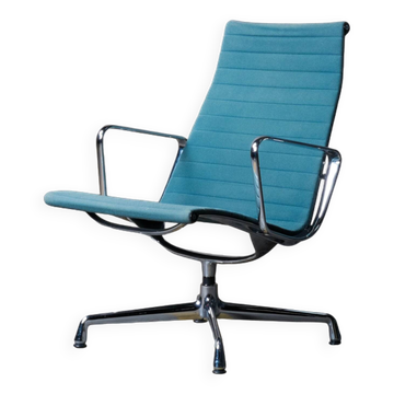 Charles & Ray Eames - Vitra EA116 easy chair