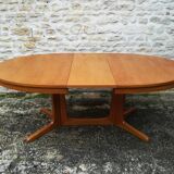 Scandinavian table